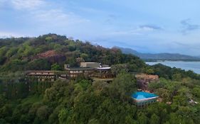 ヘリタンス カンダラマ